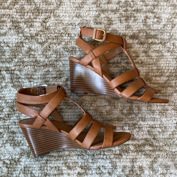 Style & Co wedge brown heels 🤎 - Picture 2 of 6